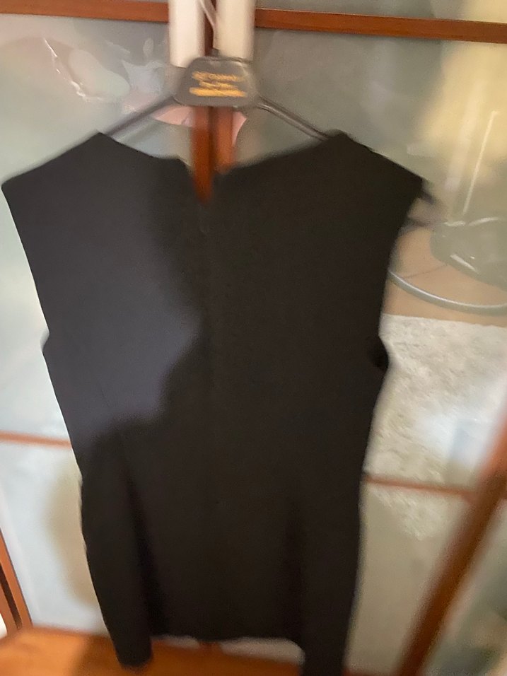 Siyah Drapeli V Yaka Kolsuz Kadın elbise siyah renginde..! - Görsel 2