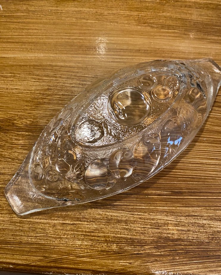 İşlemeli Cam Servis Tabağı
Muzlu tatlı sunum tabagi - Görsel 2