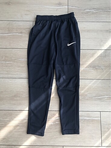 Nike eşofman altı