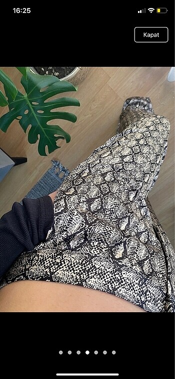Zara Zara yılan desenli flared pantolon