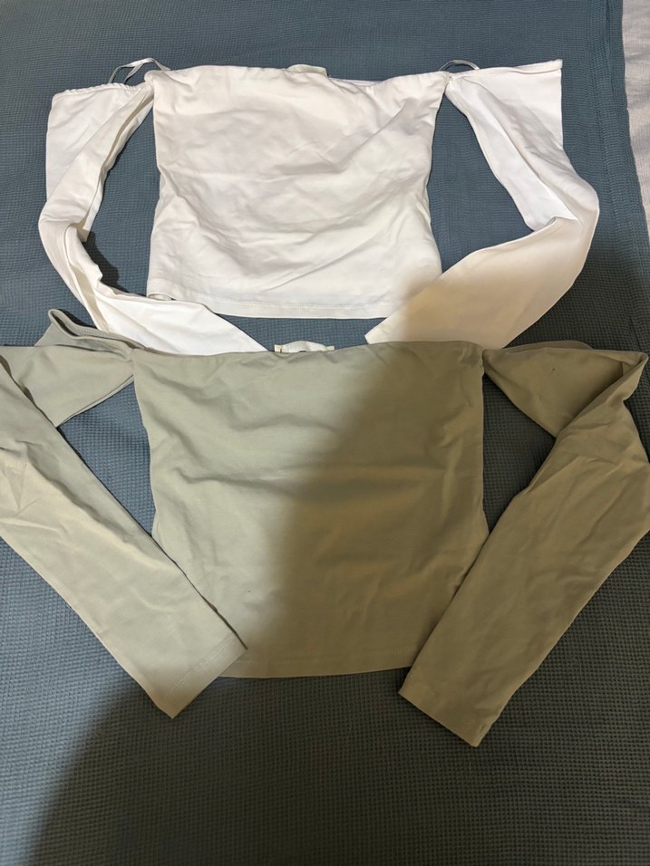 Pull and Bear Omzu Açık Uzun Kollu Bluz — görsel 3/6