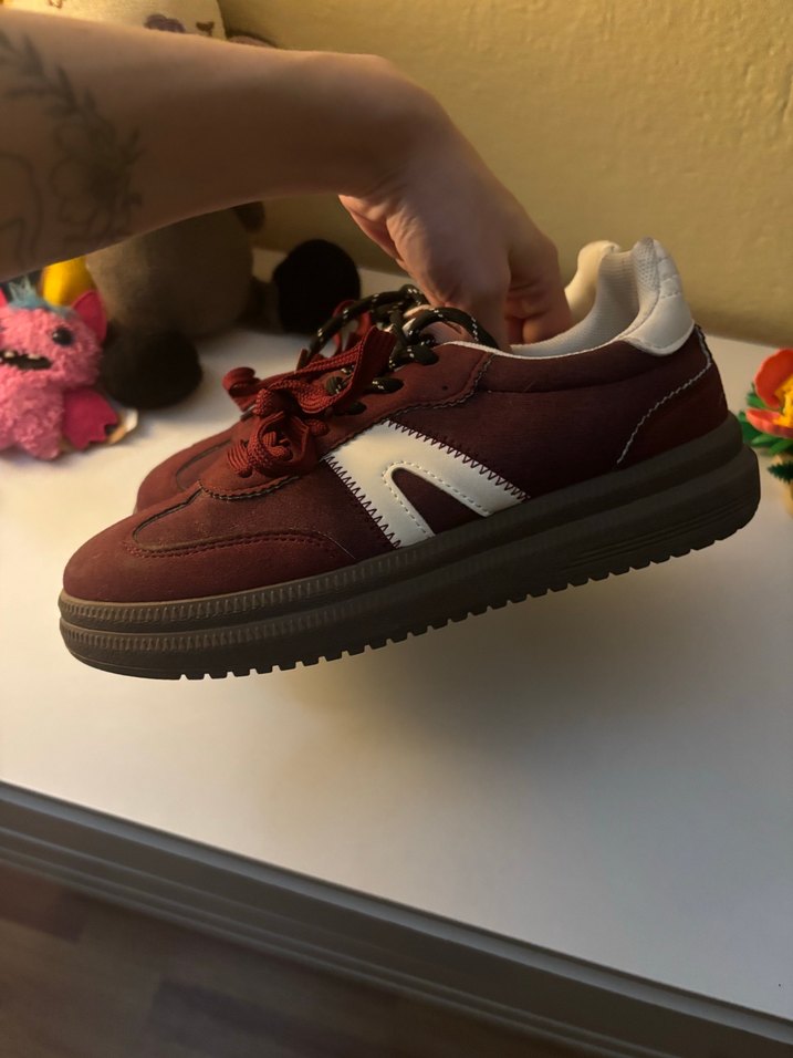 Bordo Süet Sneaker — görsel 4/7