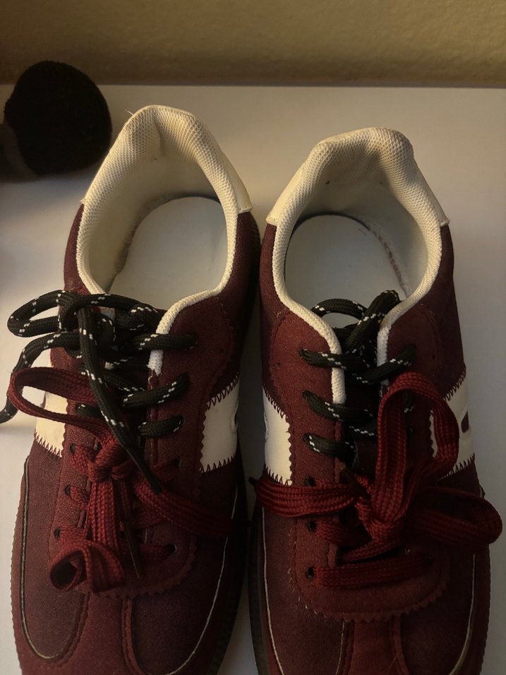 Bordo Süet Sneaker — görsel 3/7
