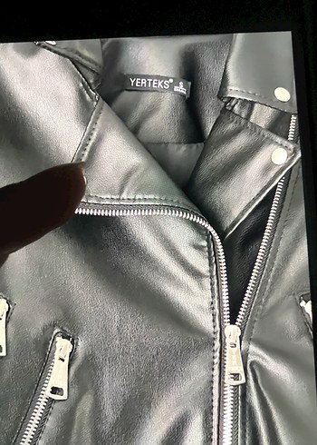 Siyah Mini Deri Biker Ceket - Görsel 3