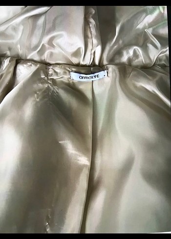 Bej Kadın Kürk Detaylı Sıcak Mont - Görsel 4