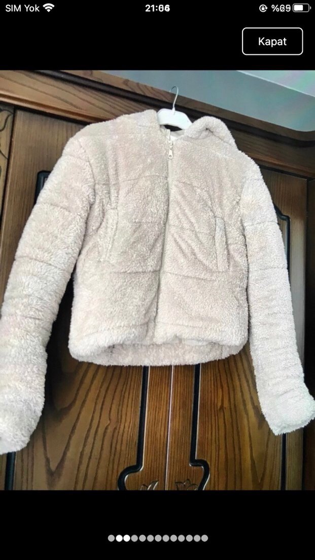 Bej Kadın Kürk Detaylı Sıcak Mont - Görsel 2