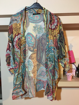 Desenli kimono