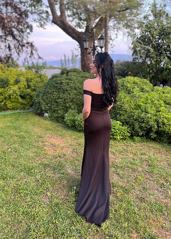 Öpücük Yaka Kahverengi Uzun Kadın Elbise