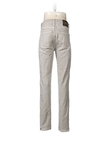 34 Beden Zara Jean / Kot %70 İndirimli.