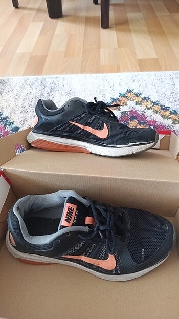 Nike Orijinal Nike spor ayakkabi