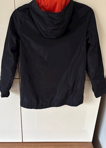 Erkek Çocuk Siyah Fermuarlı Kapüşonlu ince mont - Görsel 4