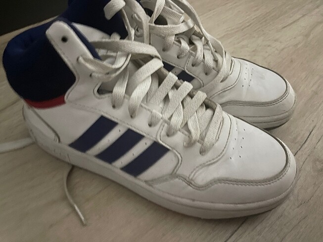 36,5 Beden adidas ayakkabı