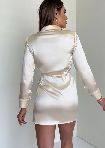 STRADİVARİUS Orjinal Etiketli Elbise Kollu Beyaz Saten Mini - Görsel 3