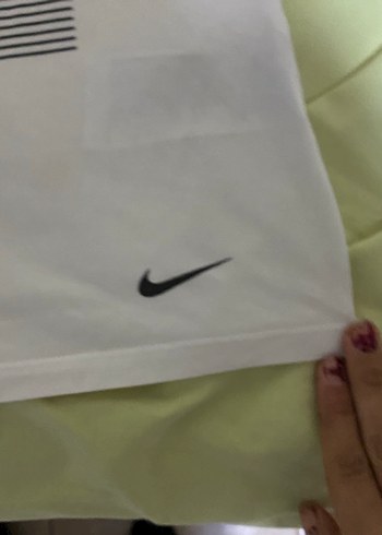 Nike Beyaz Kadın Baskılı Tişört - Görsel 8