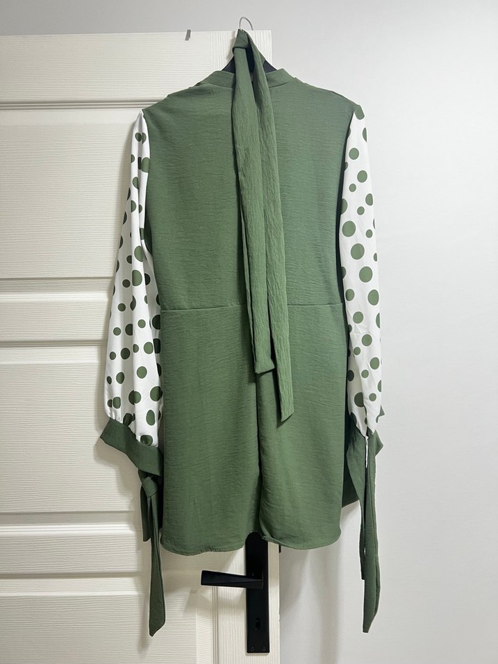 Puantiye Desenli Salaş Tunik - Görsel 3