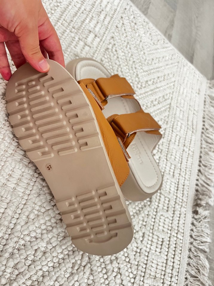 Bej Dolgu Topuklu Tokalı Kadın Terlik - Görsel 2