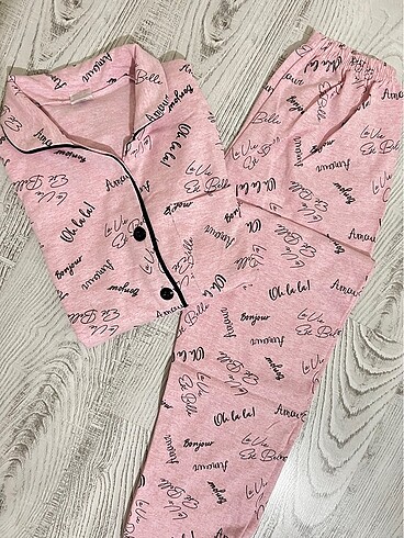 Pijama takımı