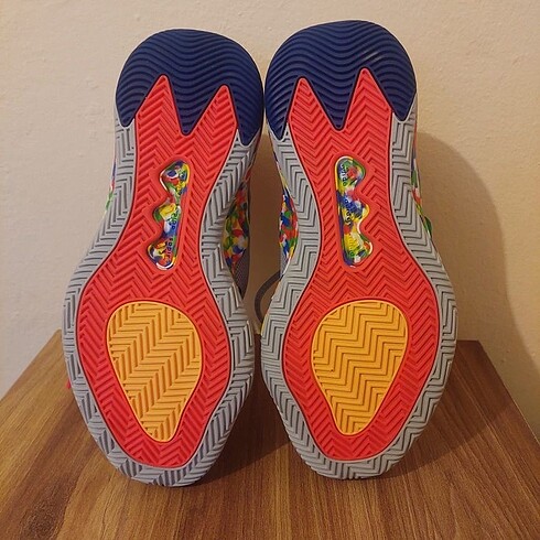 Adidas Adidas basketbol ayakkabısı
