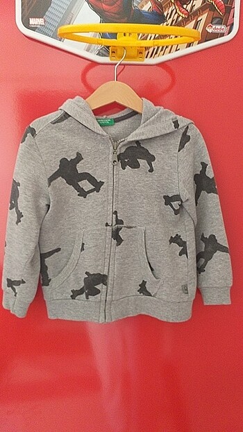 Kapşonlu sweat 