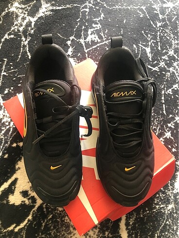Nike spor ayakkabı