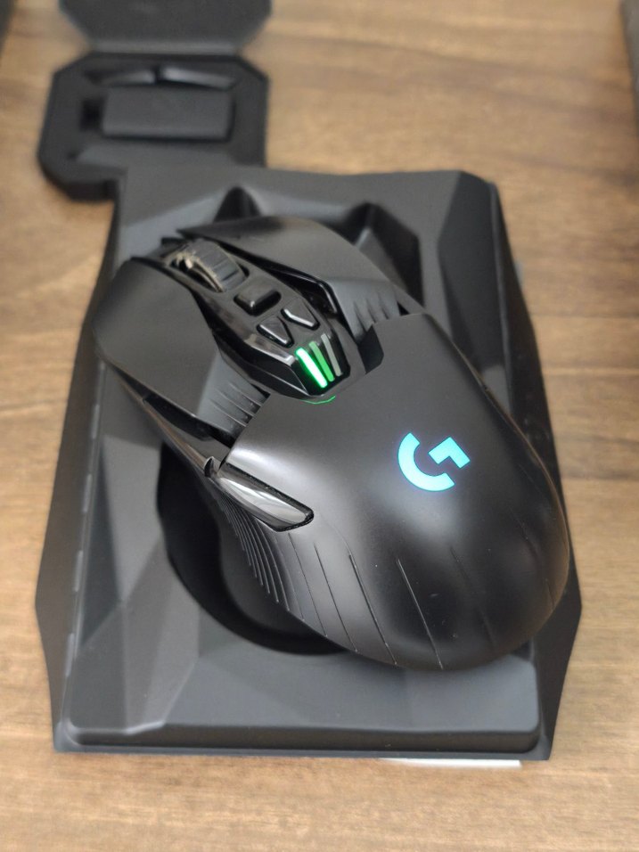 Logitech G903 Kablosuz Siyah Oyun Mouse'u - Görsel 3