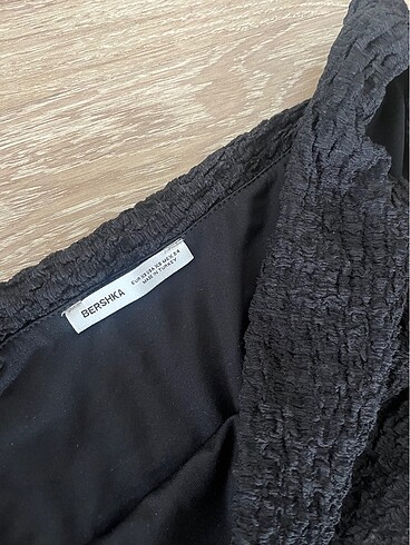xs Beden Bershka elbise