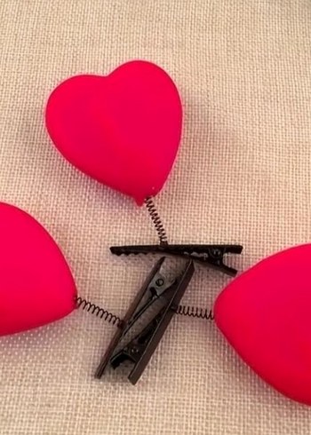 Kırmızı Elastik Kalp Saç Tokası - Görsel 3