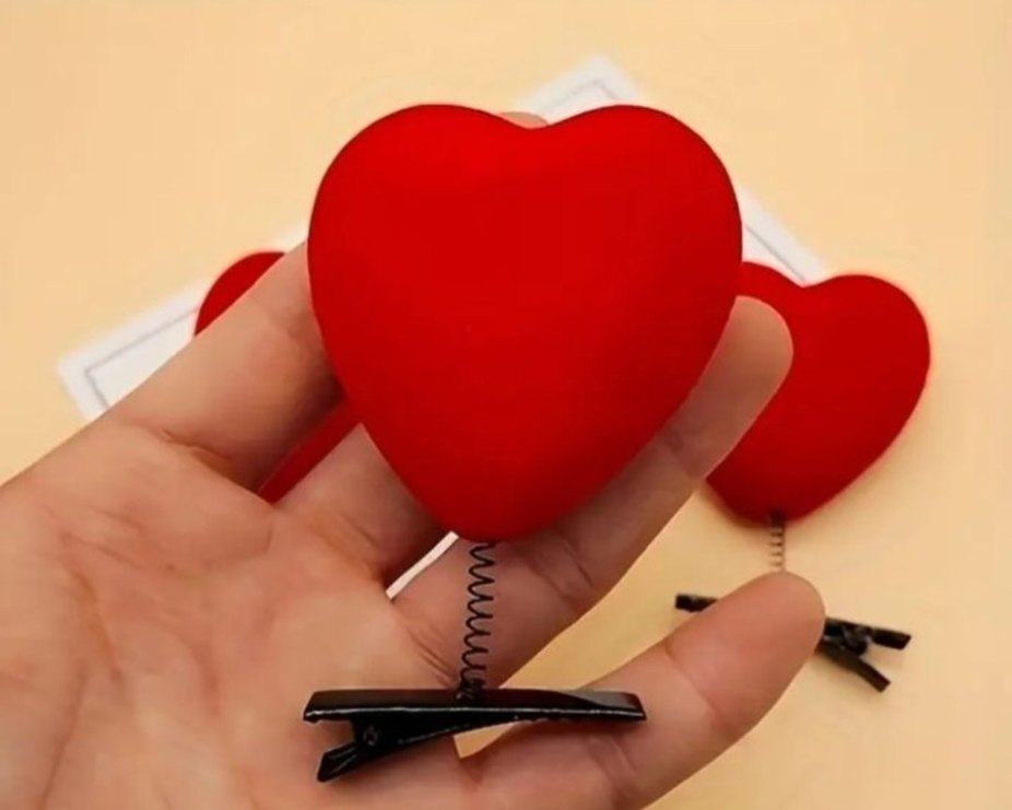 Kırmızı Elastik Kalp Saç Tokası - Görsel 2