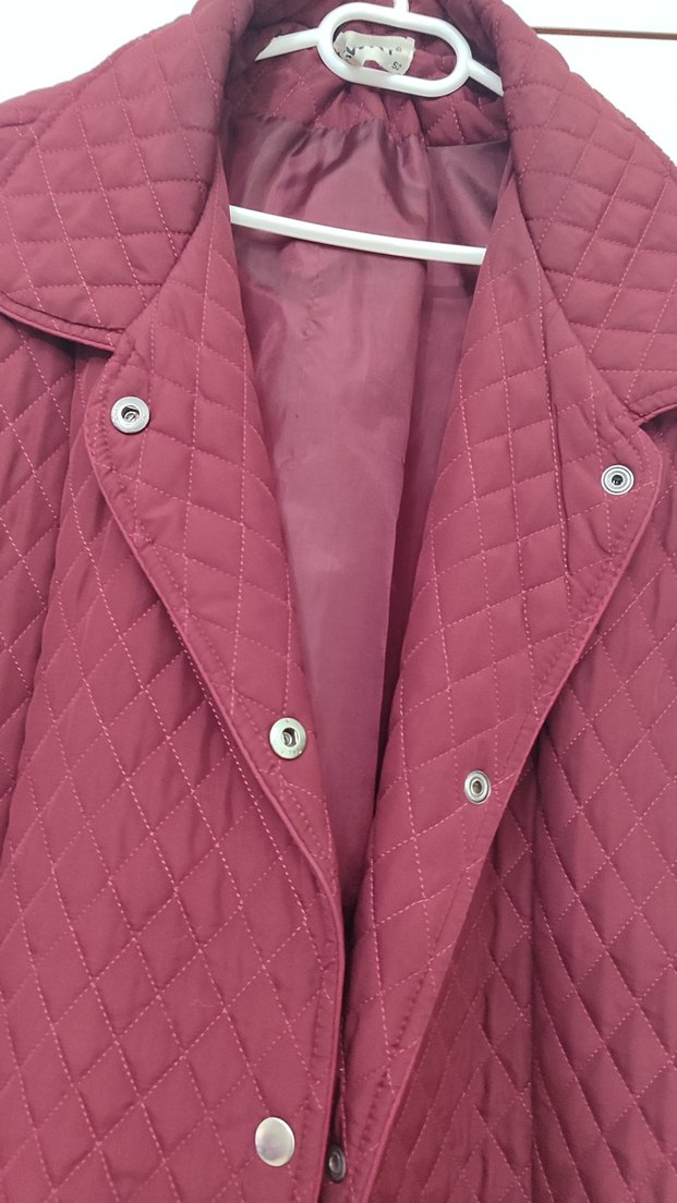 Bordo Kapitone Düğmeli Kadın Yelek - Görsel 4