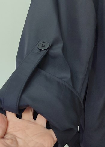 Siyah Kadın Uzun Drapeli Trençkot - Görsel 2