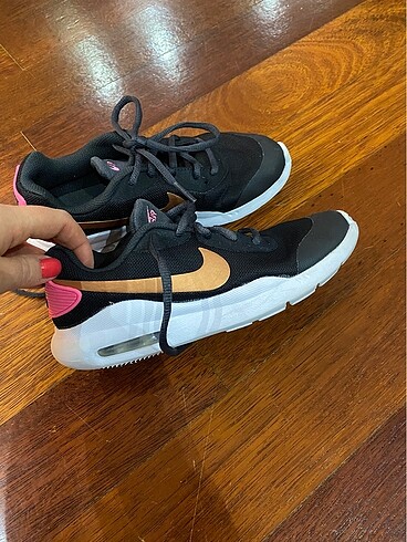 Orjinal nike air 35.5 numara