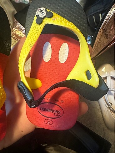 22 Beden Mini havaianas mickey mouse