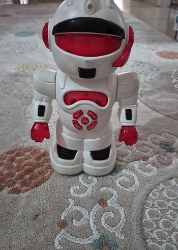 Renkli Ve Eglenceli Cocuk Robot Oyuncak