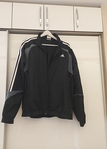 Adidas eşofman üstü