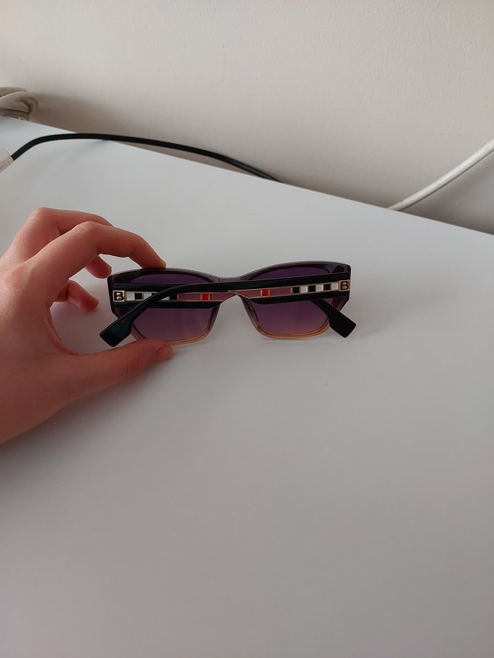 Kadın Güneş Gözlüğü - Görsel 3