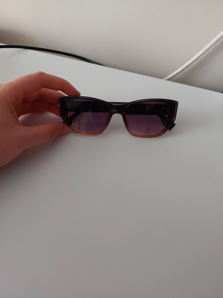 Kadın Güneş Gözlüğü - Görsel 4