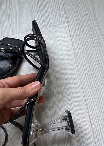 Siyah Yılan Desenli Topuklu Kadın ayakkabı - Görsel 8