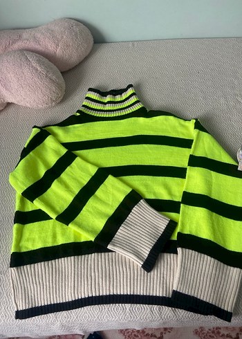 Kadın  Çizgili Boğazlı Örgü Kazak - Görsel 3