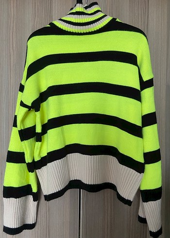 Kadın  Çizgili Boğazlı Örgü Kazak - Görsel 2