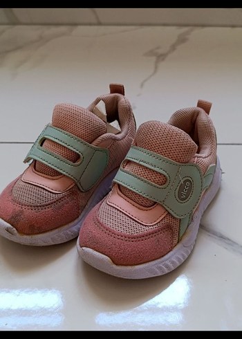 Adidas Kız Çocukları İçin Adidas ve Vicco Spor Ayakkabı