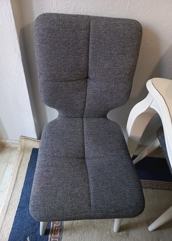 Beden Gri Yüksek Sandalye