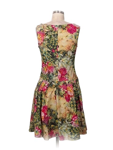 36 Beden Vintage Love Kısa Elbise %70 İndirimli.