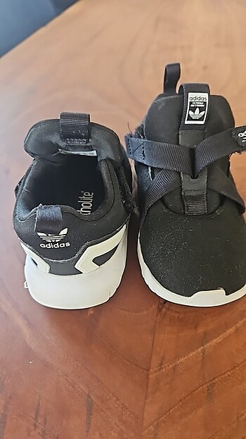 25 Beden siyah Renk Adidas Ortholite cocuk spor ayakkabi