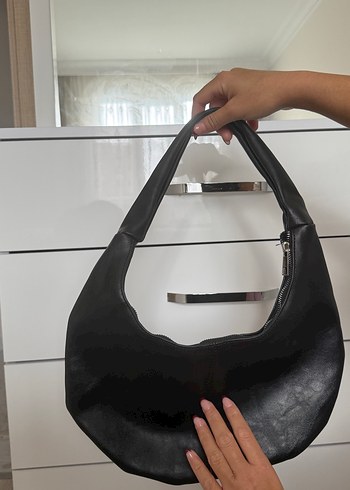 Siyah Deri Fermuarlı Kadın Çanta - Görsel 3