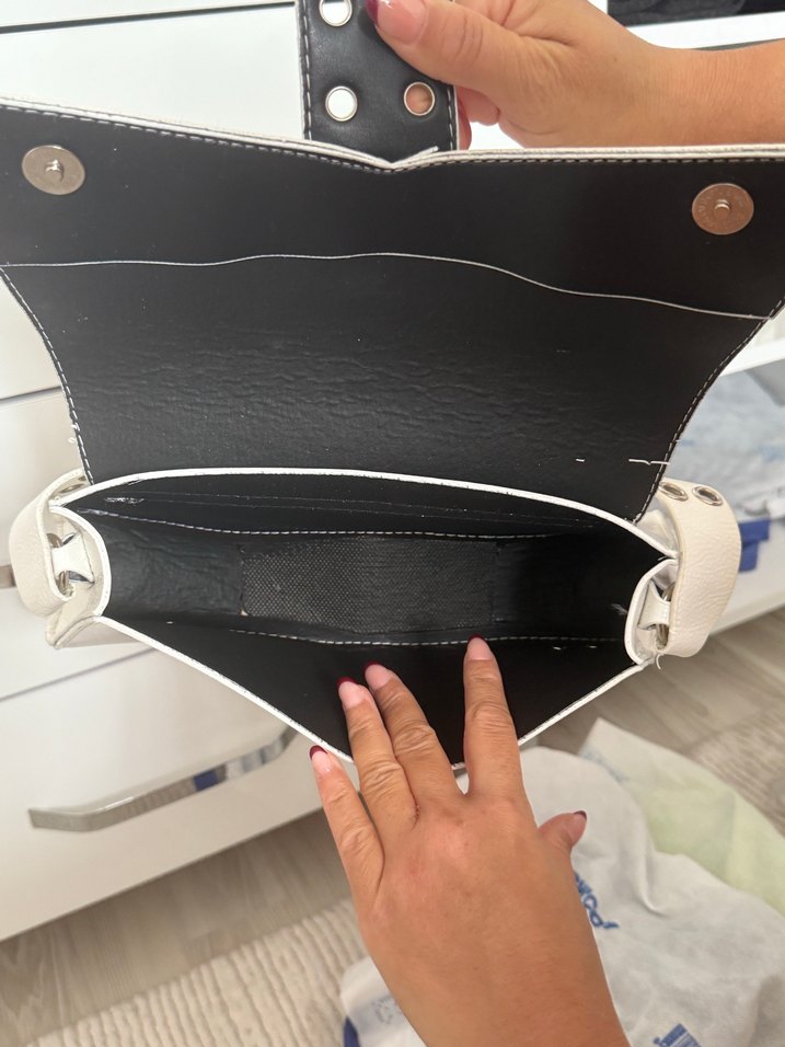 Beyaz çanta - Görsel 3