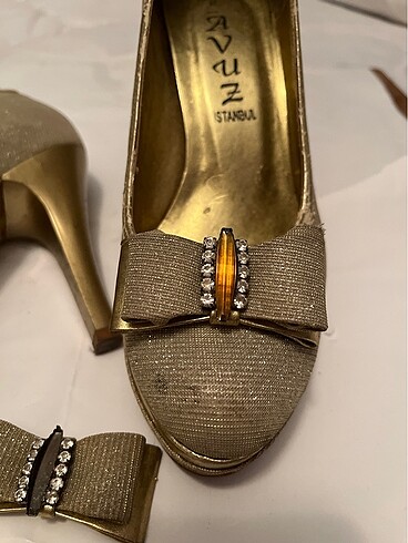 Altın rengi abiye ayakkabı - Görsel 6