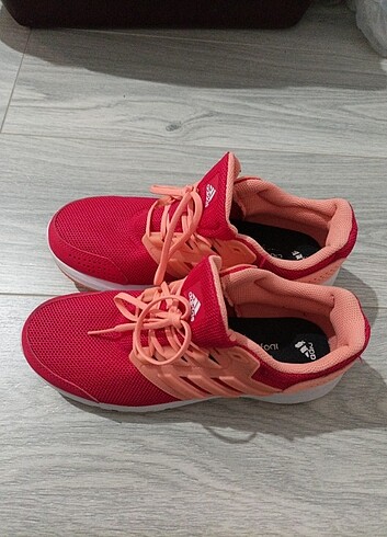 38 Beden pembe Renk adidas spor ayakkabı 