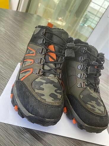 LC Waikiki Su geçirmez bot