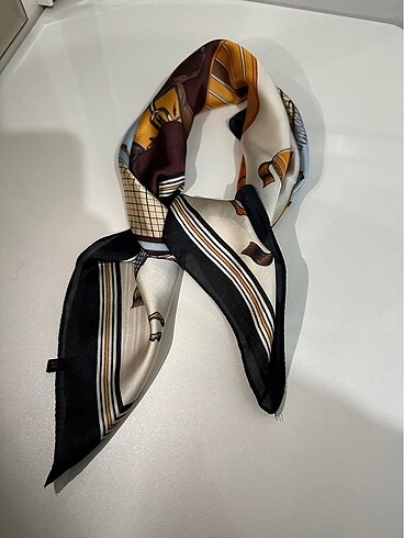  Beden çeşitli Renk Hermes model fular
