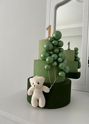 Yeşil Balonlu maket pasta